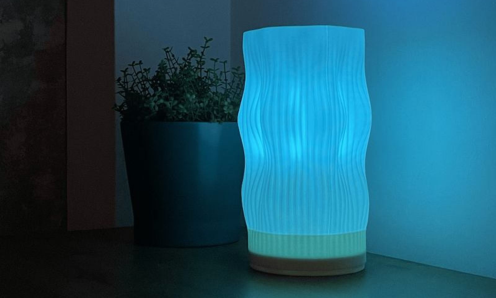 The shade under coloured light